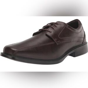 Deer Stags men’s 9m galant dress shoes- new